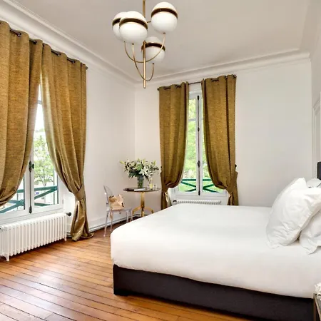 4 Au Clermont-tonnerre + Piscine